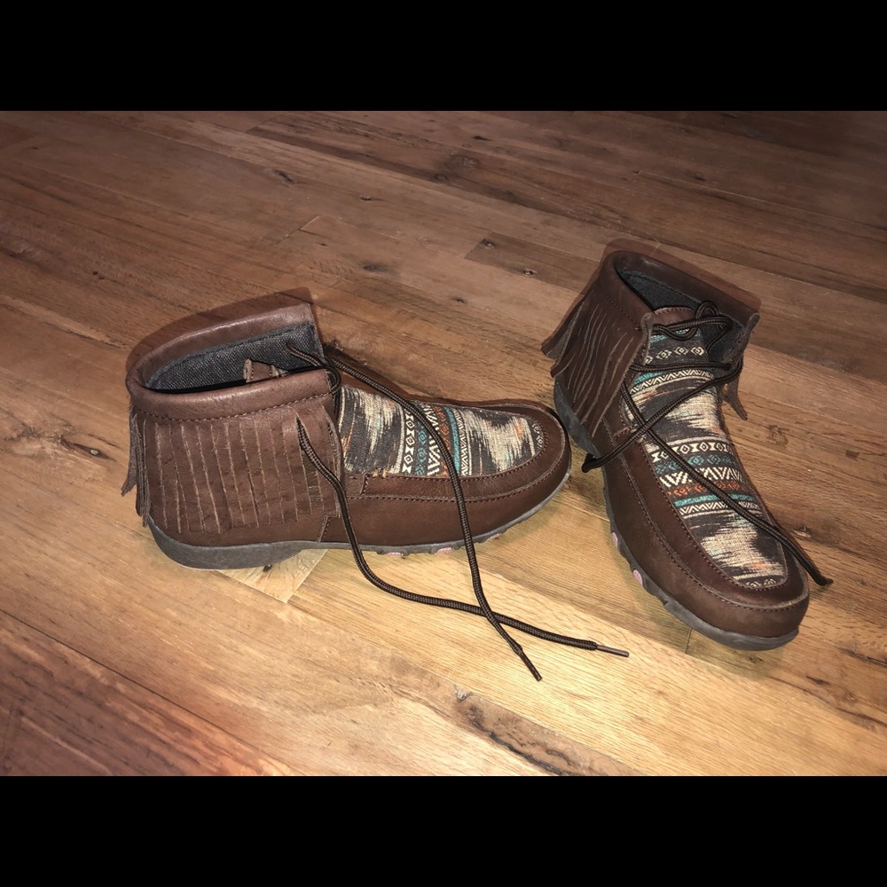 Roper brand shoes